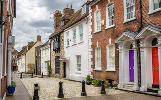Poole-based advice firm snaps up Southampton IFA
