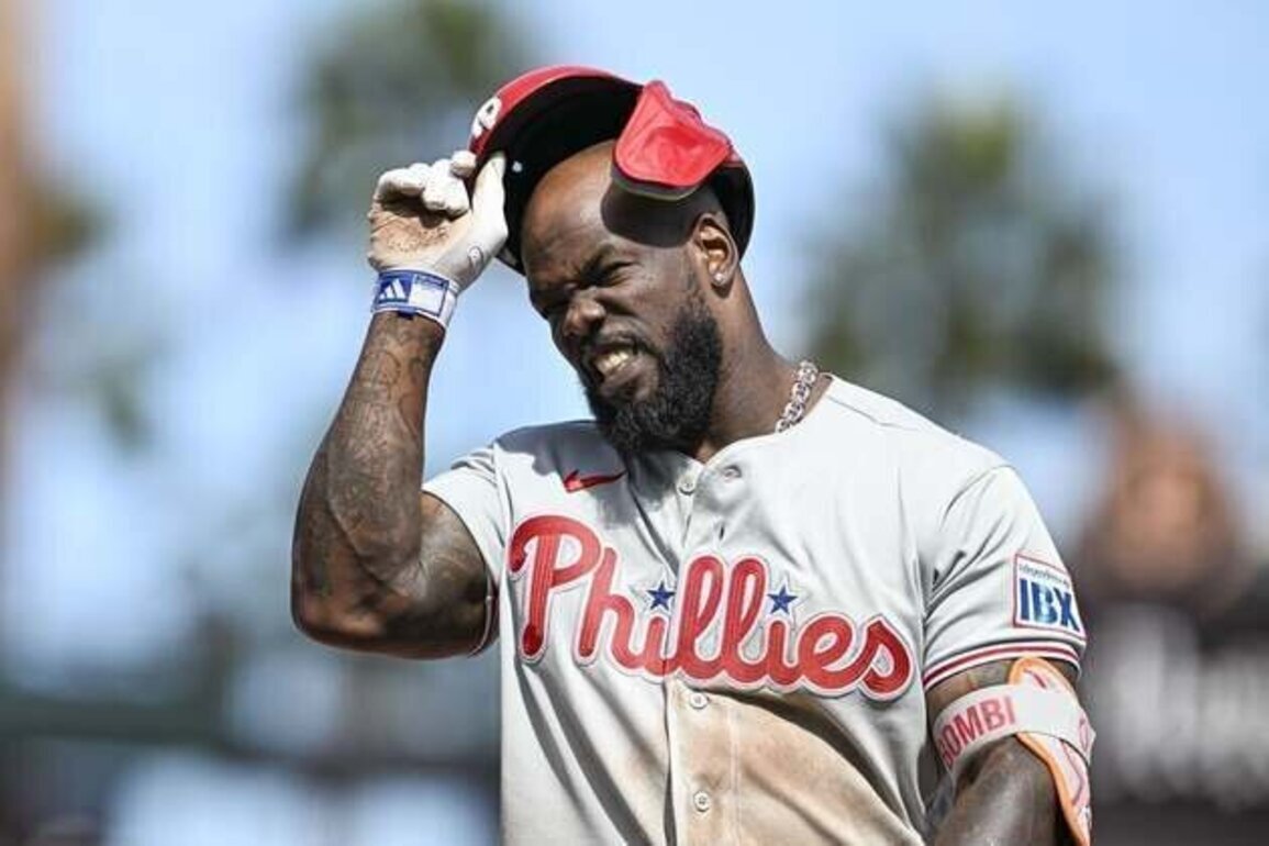 After managerial change, Phillies look to alter fortunes vs. Giants