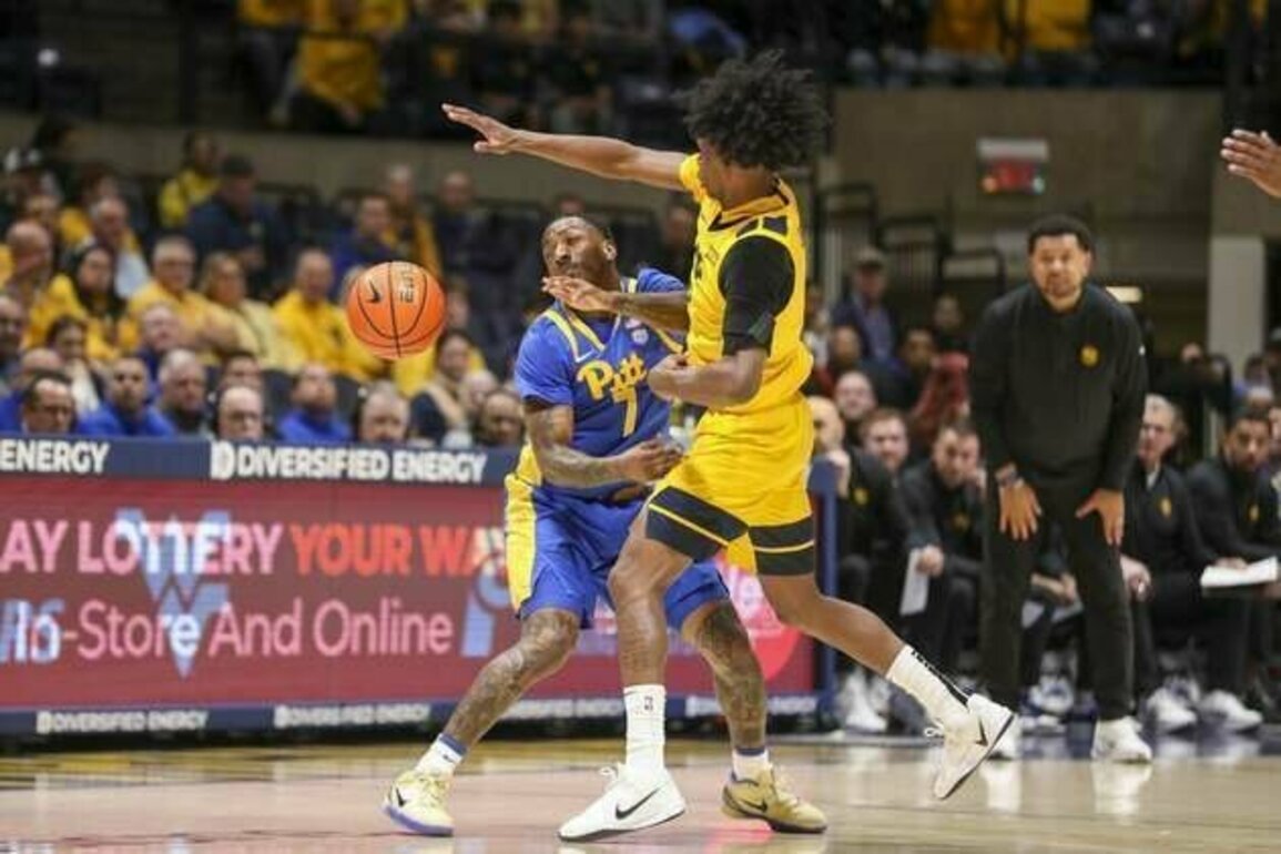 West Virginia downs Pitt 71-49 in Backyard Brawl