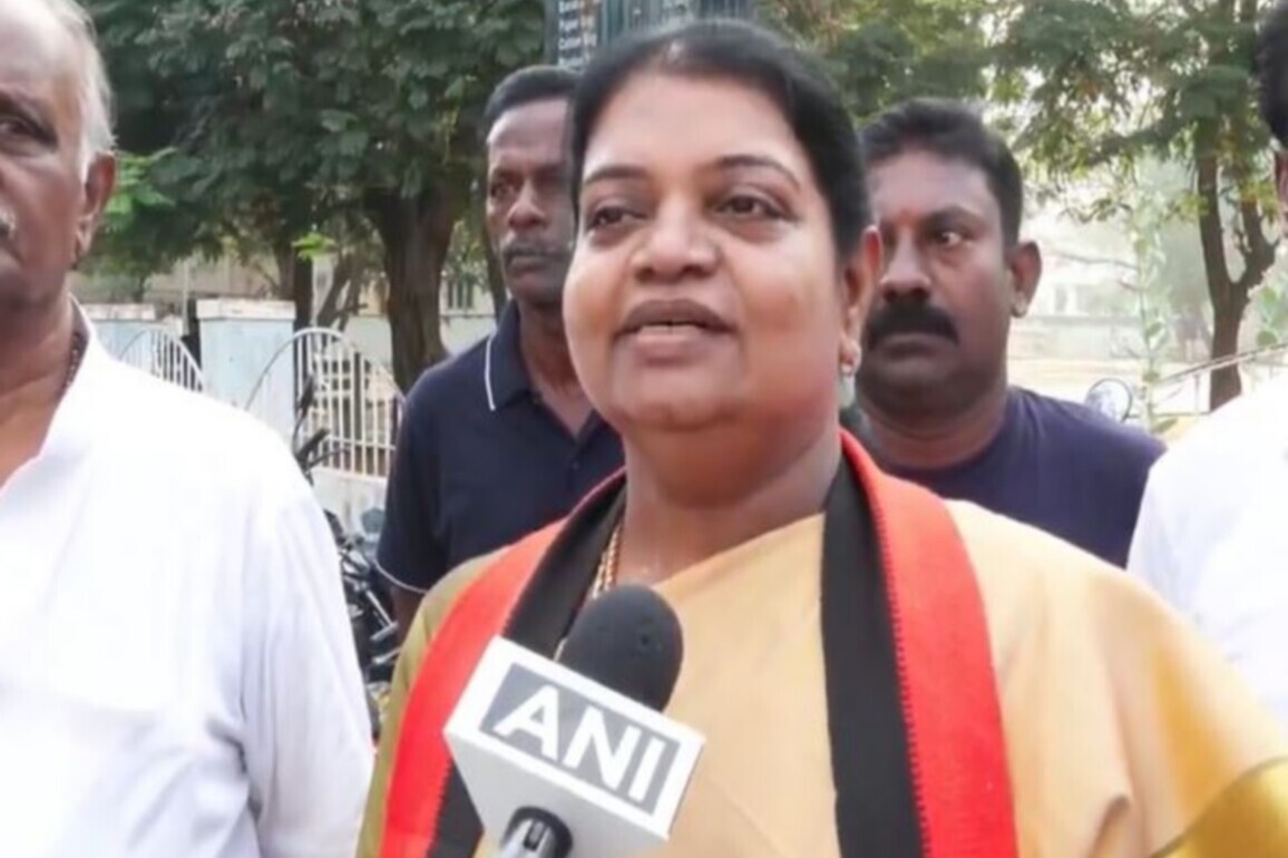 Tamil Nadu elections: DMK's P Geetha Jeevan engages voters at Thoothukudi, seeks support ahead of polls