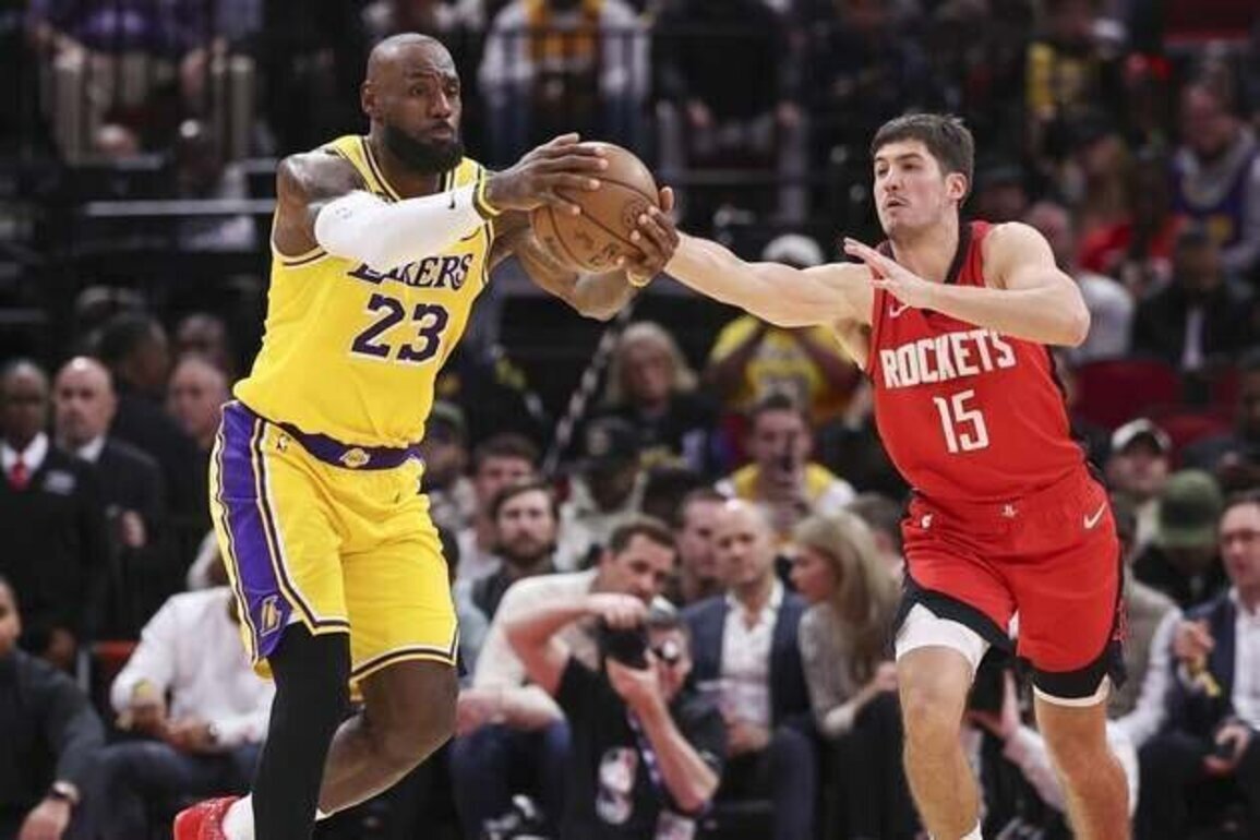 Luka Doncic puts up 36 as Lakers power past Rockets