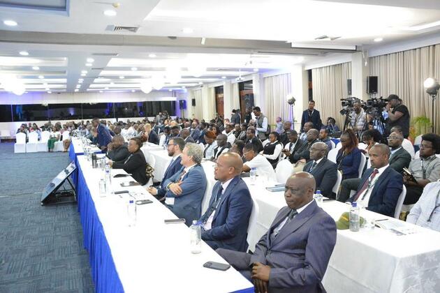 (Hello Africa) Chinese EV brands attract visitors at e-mobility conference in Kenya