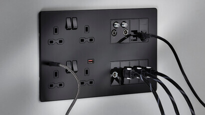 Knightsbridge puts media in the frame with screwless range additions