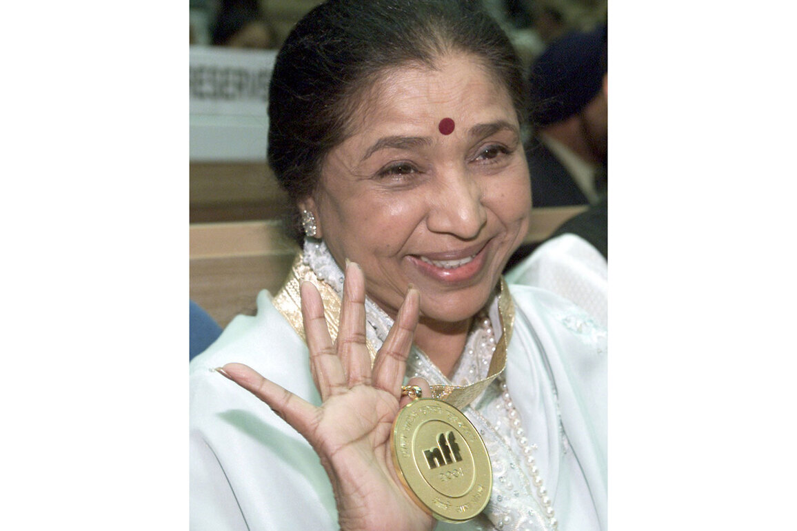 The voice of a billion hearts: Remembering Asha Bhosle
