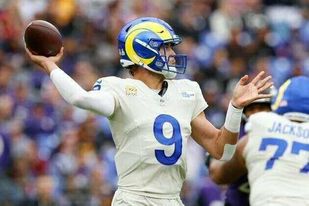 Matthew Stafford's 5 TD get Rams past Jaguars in London
