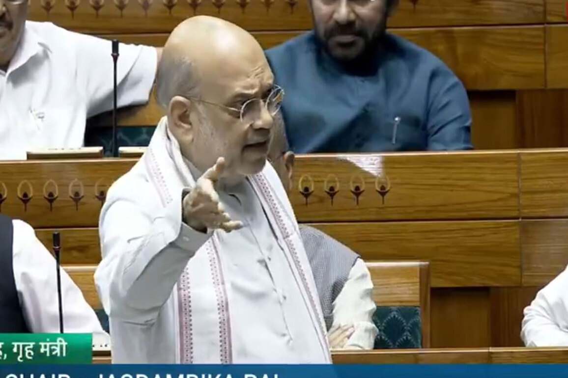 "From your great grandfather to your father, no one got debate on press conference": Amit Shah hit out at Rahul Gandhi in LS