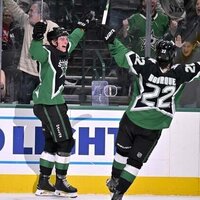 Thomas Harley's OT goal keeps Stars' winning streak alive