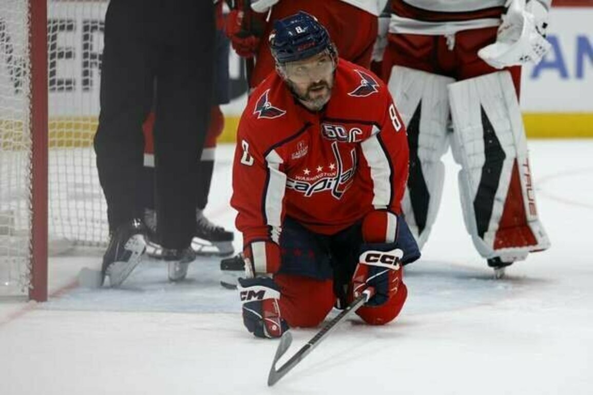 Capitals' Alex Ovechkin nursing minor injury; unsure of future beyond '25-'26