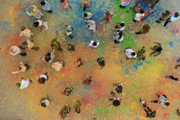 Asia Album: Festival of colors Holi celebrated in Indonesia
