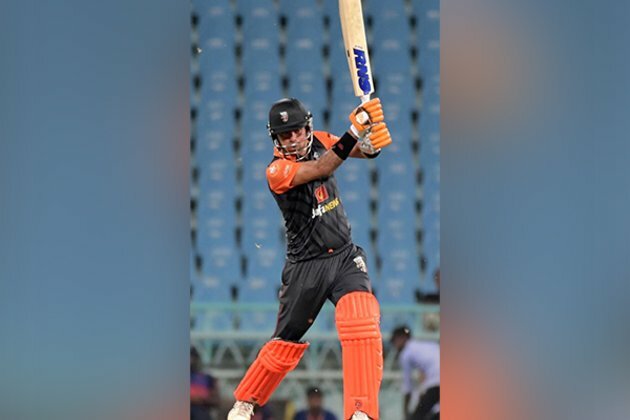 'Evergreen' Kaif' enthralls crowd as Legends League's Lucknow leg begins