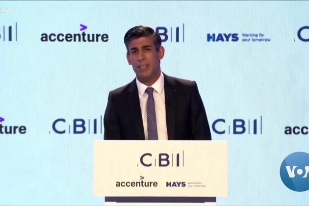 British Economy Worst Hit in G7 as Brexit, Political Chaos Bite