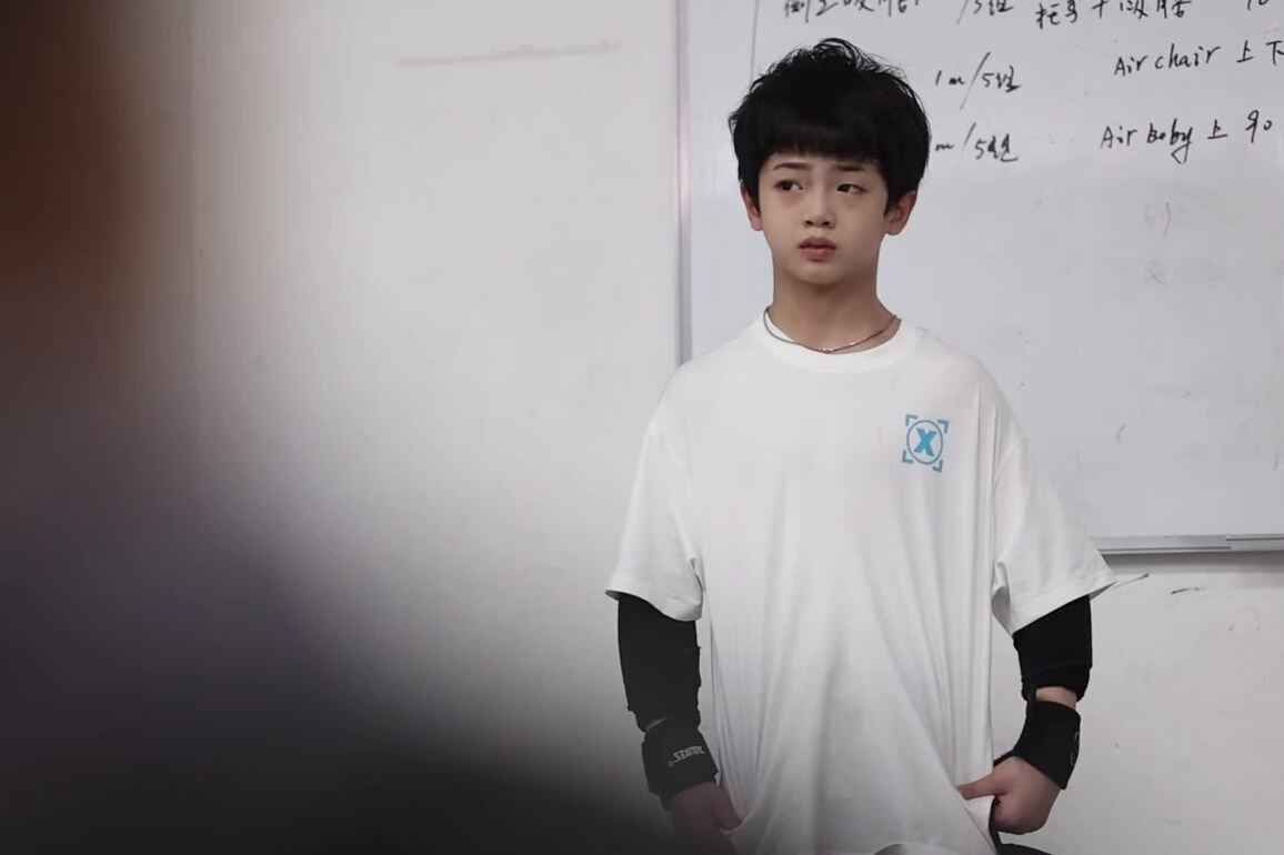 From Chongqing to Paris: a 13-year-old Chinese boy who danced to glory