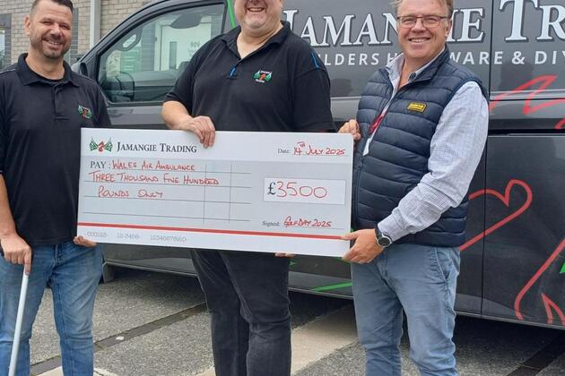 Charity golf day raises 3.5k for Wales Air Ambulance