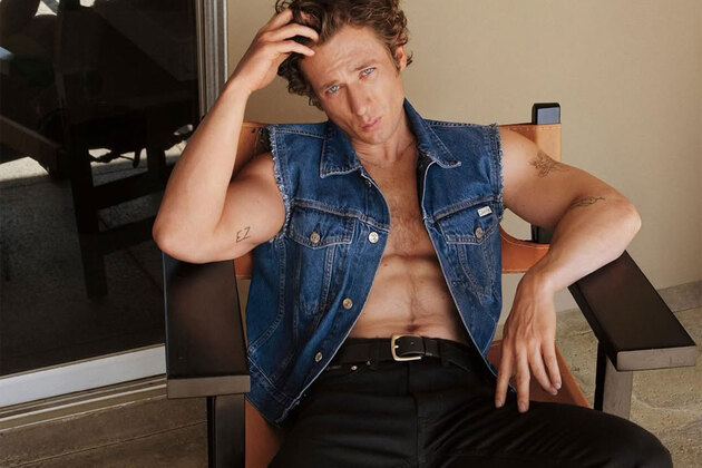 Jeremy Allen White recalls "losing my voice for a couple of days" after performing Bruce Springsteen song