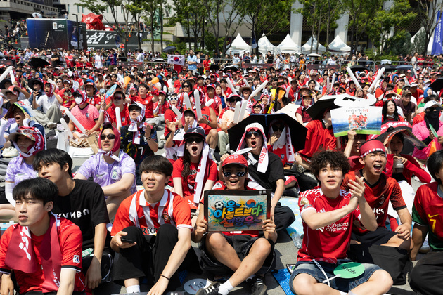 (SP)SOUTH KOREA-SEOUL-FOOTBALL-WORLD CUP-FANS