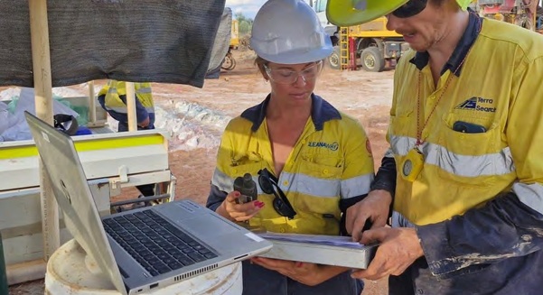 Assessing core at Minyari