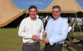 ż journalist wins award for electric compact loader review 
