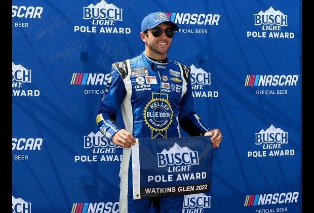 Chase Elliott secures pole at Watkins Glen International