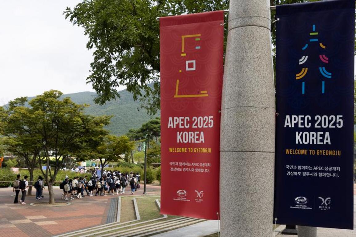Xinhua Commentary: The Asia-Pacific should resist protectionism, renew commitment to openness
