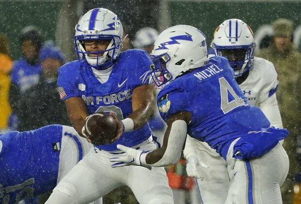 No. 25 Air Force puts perfect mark on line vs. rival Army