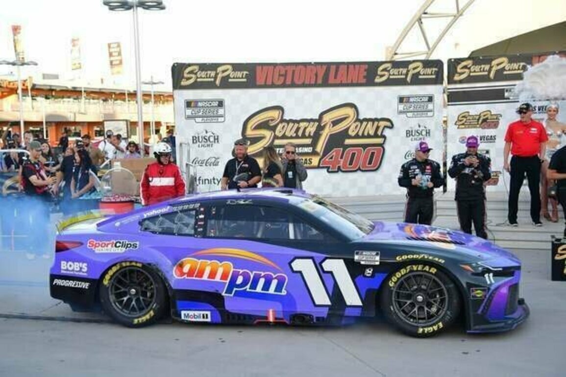 Denny Hamlin surges late to win South Point 400, advance to Championship 4