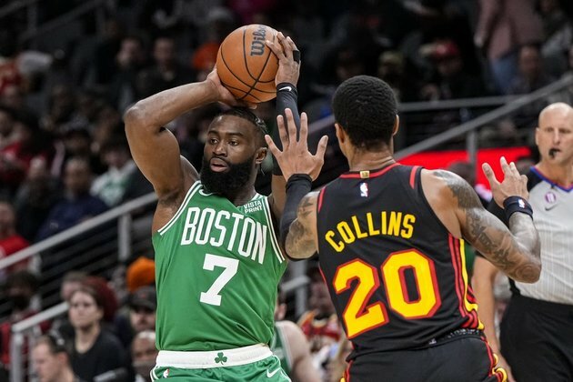 NBA-best Celtics seek 10th straight win, visit Bulls