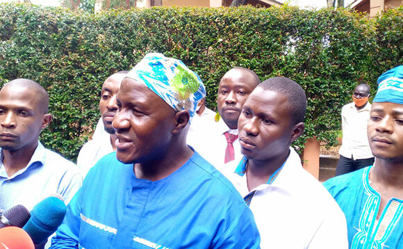 Basalirwa (wakati) ng'ayogera Basalirwa (wakati) ng'ayogera