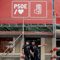Spanish police raid ruling party following graft allegations