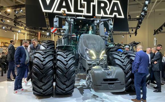 Valtra live at agritechnica 580x358.jpg