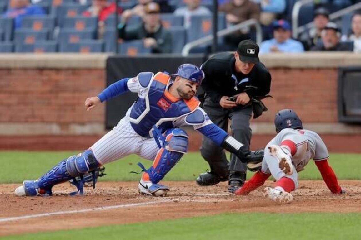 Mets, Angels aim to change fortunes at other's expense