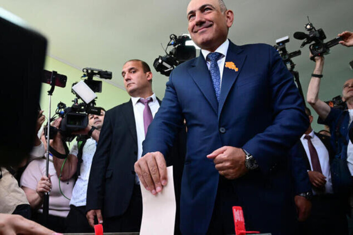 Armenia PM heads for win to cement Westward shift