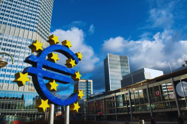 Eurozone Inflation Rises to 2.2% in November Despite Monthly Dip