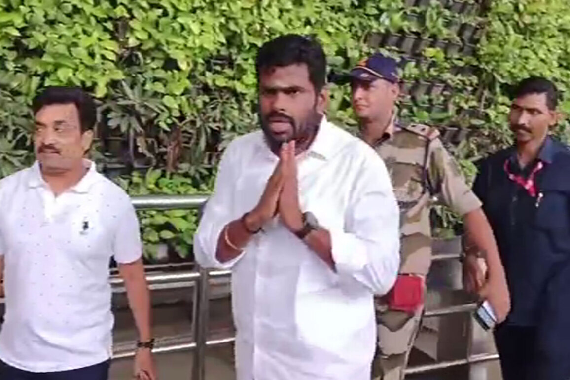 K Annamalai meets BJP chief Nitin Nabin amid speculation of forming new political party