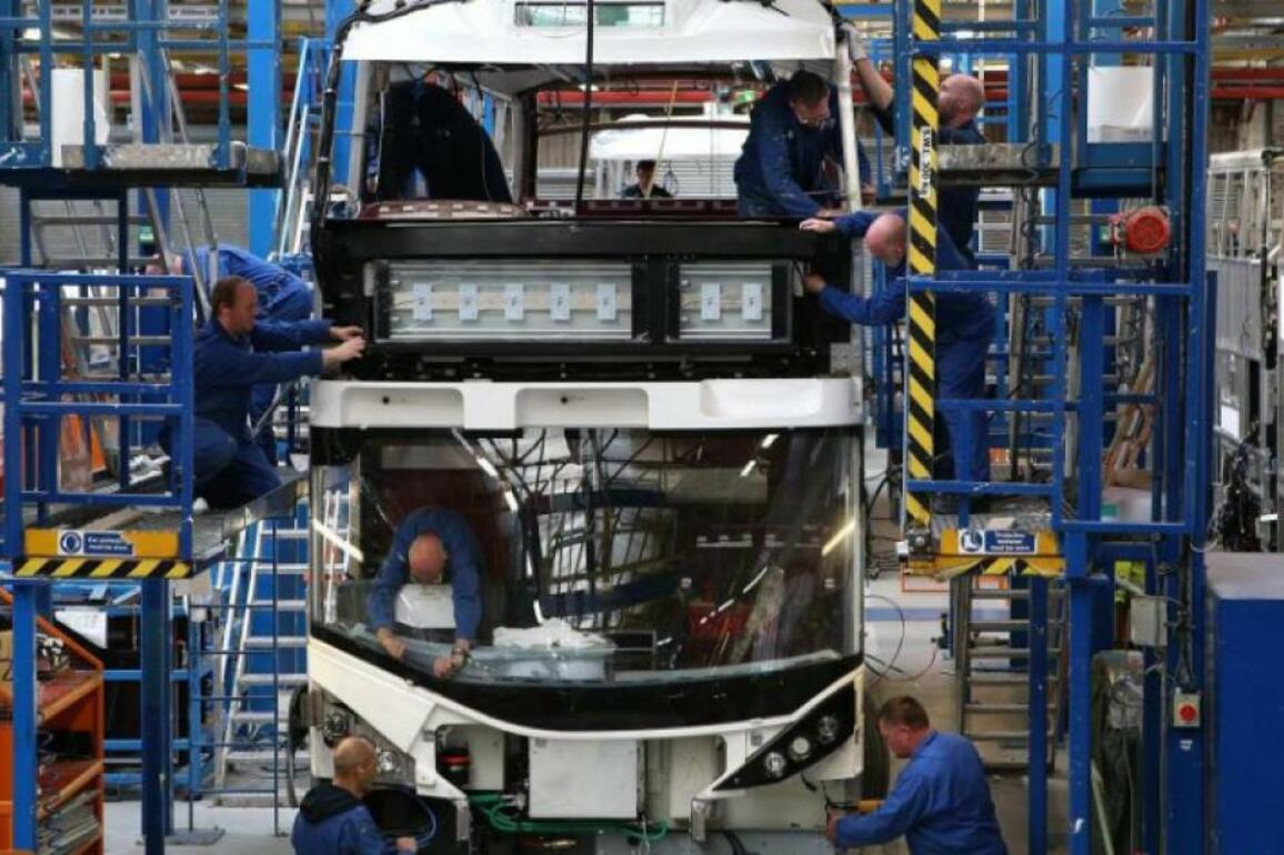 400 Scottish jobs at risk as bus manufacturer plans England move - The Herald