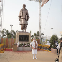 "From one statesman to another": Assam CM Sarma as PM Modi unveils Gopinath Bardoloi statue