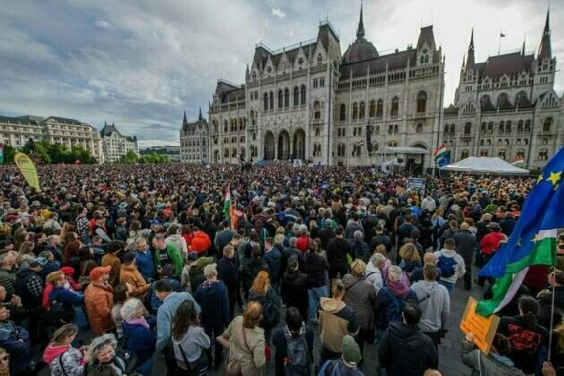 Hungary: Bill Threatens To Eviscerate Democracy