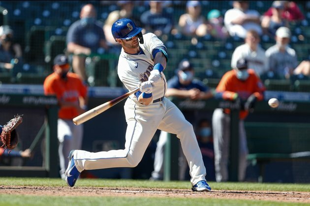 Mariners meet Dodgers in battle of division leaders