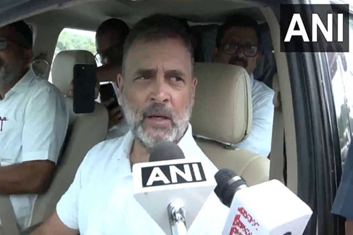 "Slogan of vote chor, gaddi chhor being proven across country, will continue to prove it": Rahul Gandhi in Raebareli