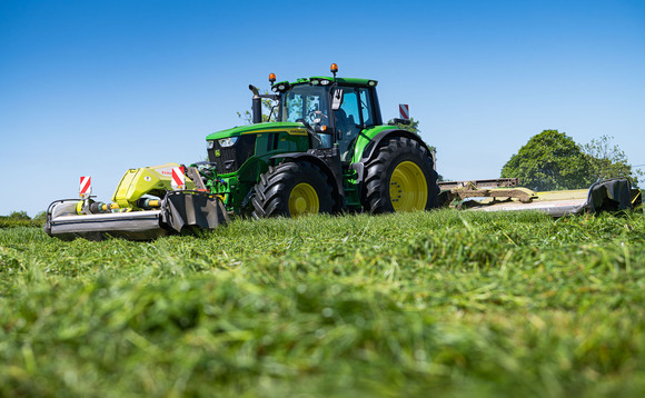 On Test: John Deere 6M 240 - simplified power