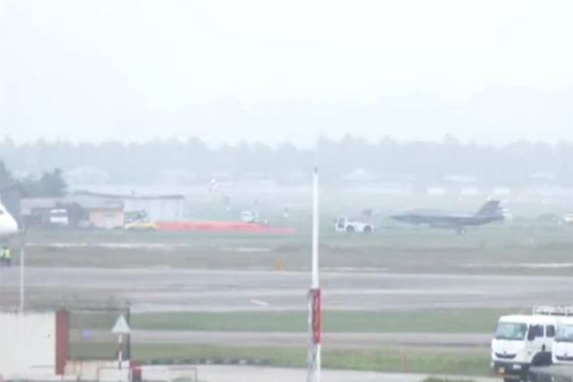 F35B fighter jet prepares to leave Kerala after being grounded for 5 weeks