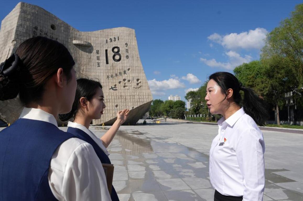 ChineseToday | 9.18 Historical Museum docent dedicated to preserve the history