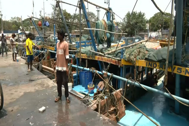 Conservation efforts meet economic concern: Annual 61-day fishing ban begins on East Coast