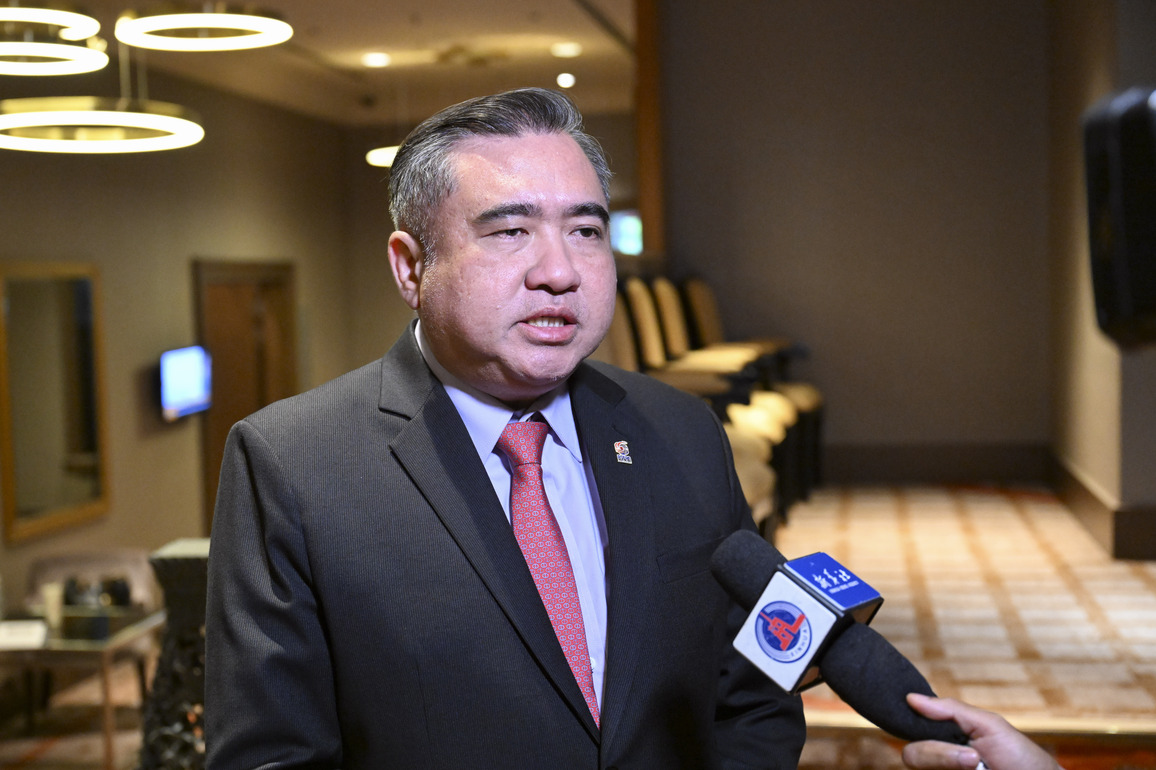 Zhengzhou-Kuala Lumpur "Air Silk Road" strengthens ASEAN-China air logistics, accelerates trade: Malaysian transport minister