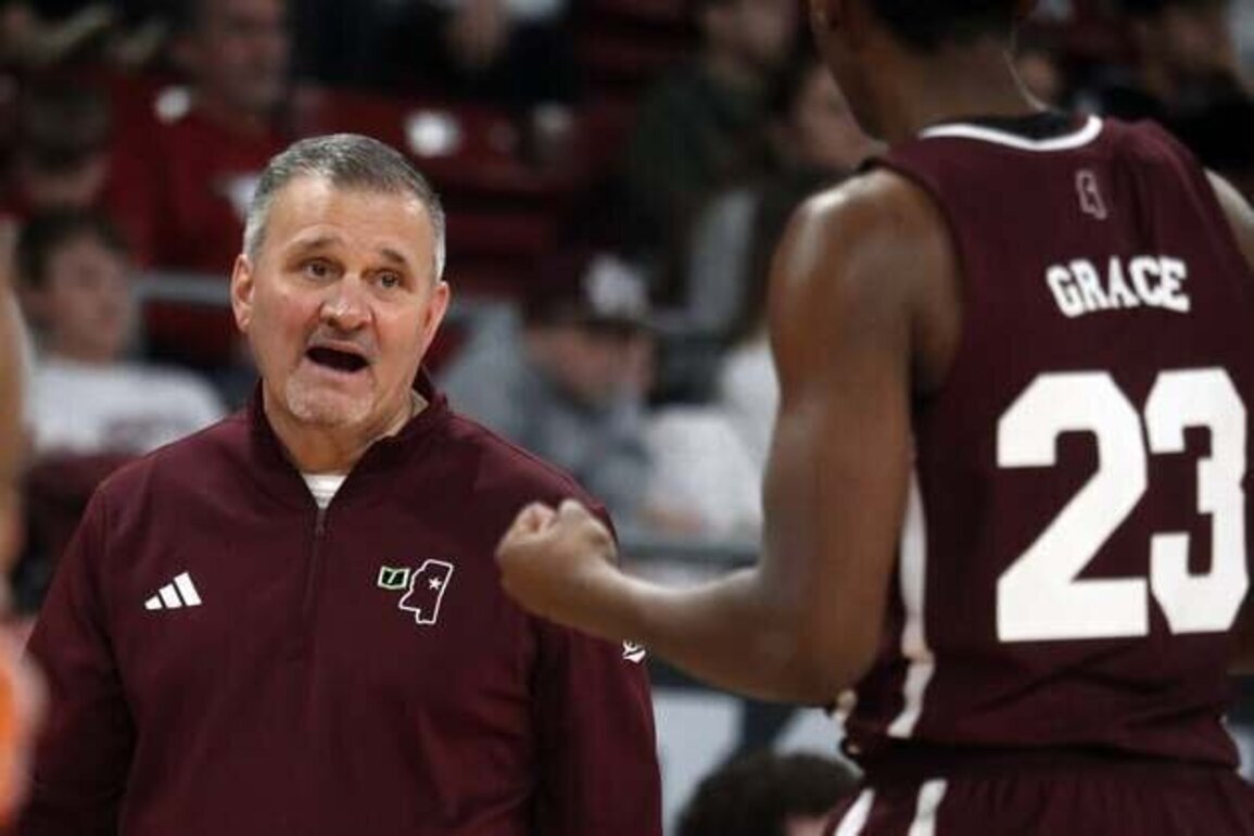 Ja'Kobi Gillespie leads Tennessee to rout of Mississippi State