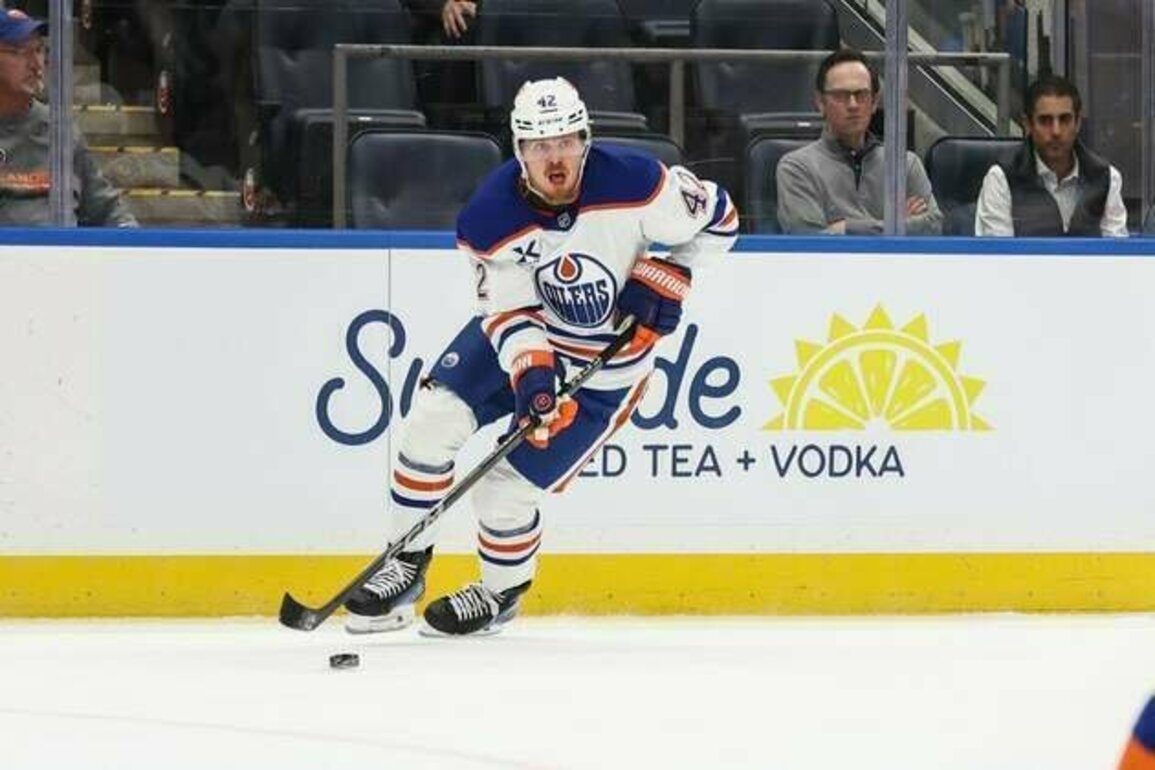 Oilers F Kasperi Kapanen out several weeks with undisclosed injury