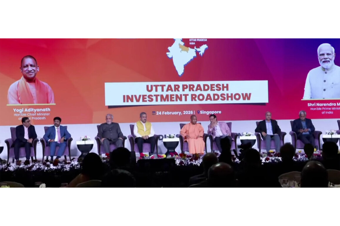 Strategic MoU signed between Invest UP and Singapore Cooperation Enterprise during CM Yogi's visit