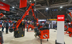 LAMMA 2026: Kuhn Multilonger hedge cutter