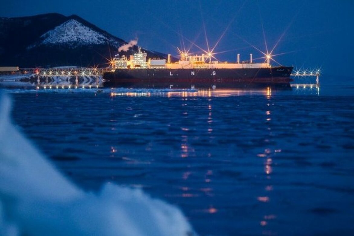EU may allow blocking of Russian LNG imports Bloomberg