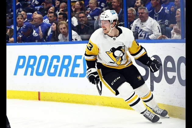 At Carolina, Penguins go for fourth straight