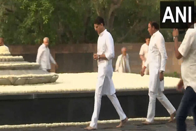 Congress leader Sachin Pilot pays tribute to former PM Rajiv Gandhi on his death anniversary